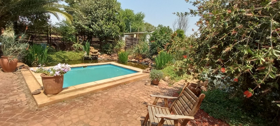 3 Bedroom Property for Sale in Rustenburg Rural North West